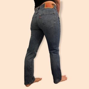 Levis Strauss 501 W(31) L(30) Medium Wash BUTTON-FLY Jeans